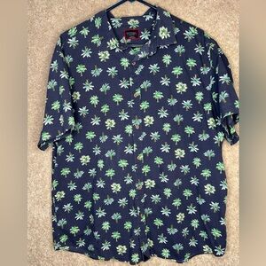 UNTUCKit Men's Dark Blue Shirt with Green Floral Pattern